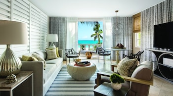 Hotel Luxury 1 Bedroom Suite -Adults Only