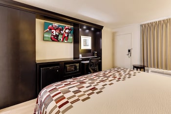Superior Room, 1 King Bed, Non Smoking