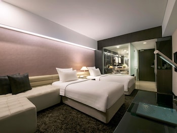 Superior Room, 2 Twin Beds, City View (Premium)