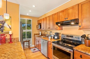 Premium Room, 1 King Bed, Oceanfront