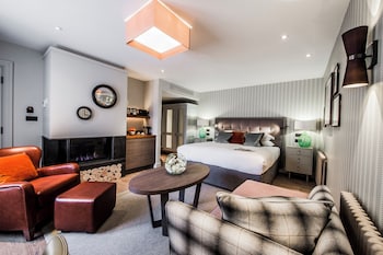 Mews Studio with access to The Club at Cottonmill Spa