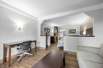 Superior Room, 1 King Bed, Non Smoking