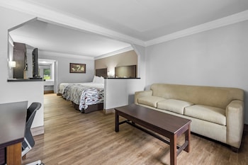 Suite, 2 Queen Beds, Non Smoking