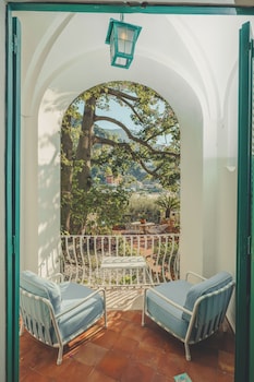 Standard Double or Twin Room, Terrace, Garden View