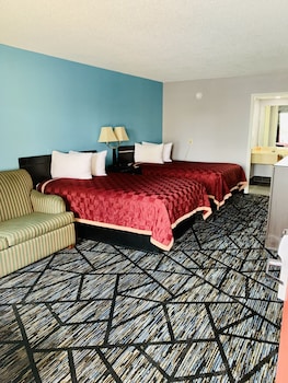 Standard Room, 2 Double Beds, Non Smoking