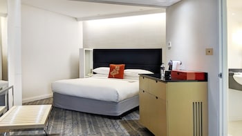 Junior Suite, 1 King Bed
