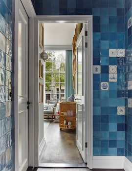 Porcelain Suite
