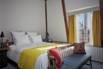 Room (Cosy)