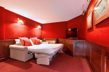 Suite, 1 King Bed, Non Smoking