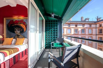 Deluxe Room, 1 King Bed, Non Smoking