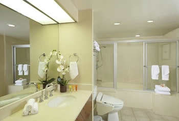 Junior Suite, Multiple Beds, Kitchenette