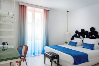 Superior Double Room - Complimentary soft minibar, courtesy tray, digital press, fitness, sauna