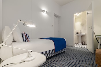 Triple Room - Complimentary soft minibar, courtesy tray, digital press, fitness, sauna