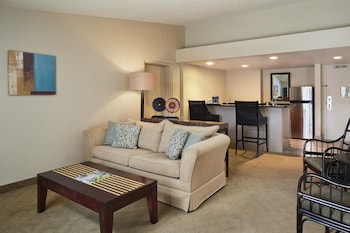 Suite, 1 King Bed with Sofa bed, Kitchenette
