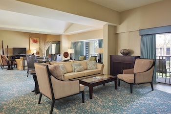 Room, Microwave (Parlor)