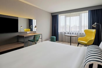 Superior Room, 1 King Bed