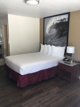 Standard Room, 1 Queen Bed, Non Smoking