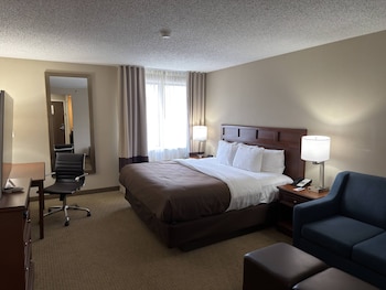 Suite, 1 King Bed, Non Smoking