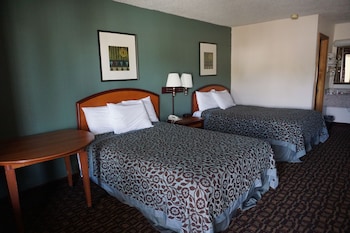 Double Room, 2 Double Beds