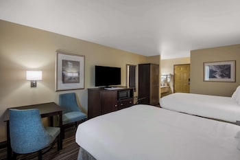Standard Room, 2 Queen Beds, Non Smoking, Refrigerator & Microwave