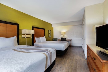 Room, 2 Double Beds, Accessible, Non Smoking (Mobility Accessible)