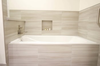 Suite, 1 King Bed, Non Smoking