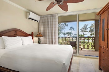 Suite, 1 King Bed, Ocean View (Panoramic)