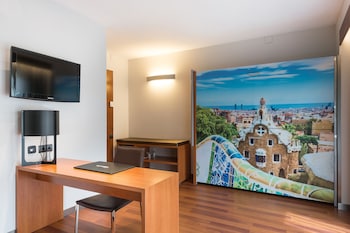 Family Room (Premium 2 adults + 2 children)