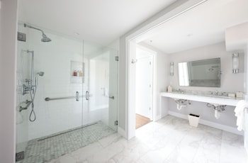 Room, 1 King Bed, Ocean View (Cottage)