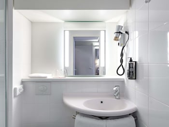 Standard Room, 2 Twin Beds