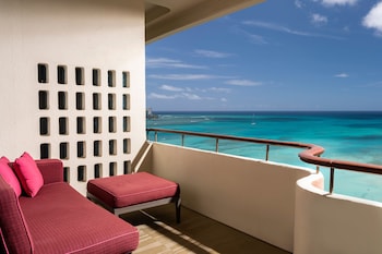 Mailani Tower Ocean Suite 1 Bedroom, King or 2 Double, Sofabed, Oceanfront