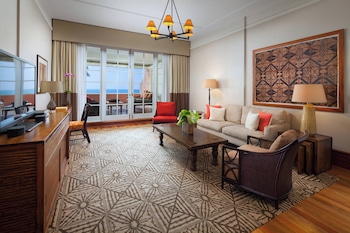 Prestige Oceanfront Suite, 1 Bedroom, 1 King + Sofa bed