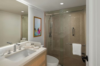 Suite, 1 King Bed with Sofa bed, Oceanfront (Duplex)