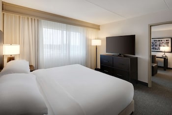 Family Suite, 1 King Bed, Non Smoking