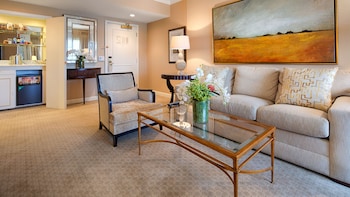 Luxury Suite, 1 King Bed