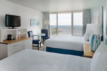 Premium Oceanfront Two Queen