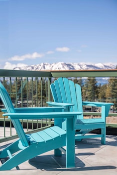 Suite, Balcony (Good Vibes)