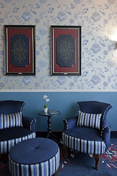 Royal Room
