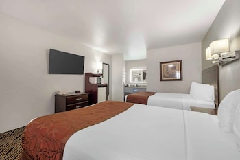 Standard Room, 2 Double Beds, Smoking