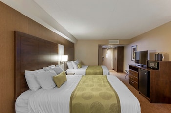 Standard Room, 2 Queen Beds, Non Smoking (Atrium View)