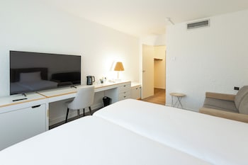 Standard Room, Multiple Beds