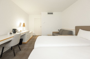 Standard Room, Multiple Beds