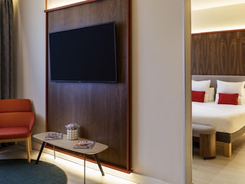 Superior Room, 1 Double Bed with Sofa bed (Lounge)