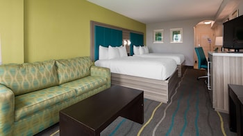 Standard Room, 2 Queen Beds, Microwave, City View (Shower Only)