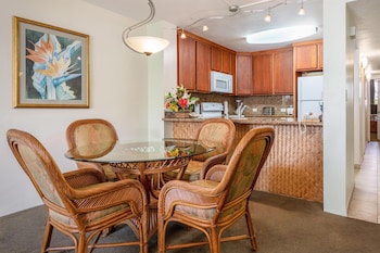Suite, 1 Bedroom, 2 Bathrooms, Partial Ocean View