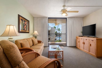 Suite, 1 Bedroom, 2 Bathrooms, Partial Ocean View