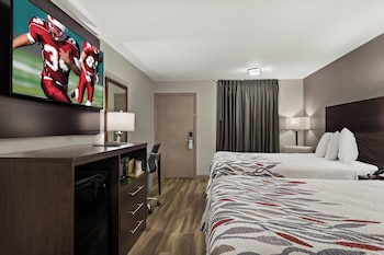 Deluxe Room, 2 Double Beds, Accessible, Non Smoking (Roll-In Shower)
