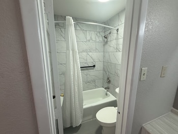 Superior Room, 1 King Bed, Non Smoking