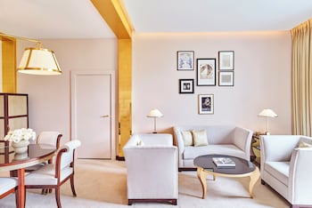 Grand Suite (Prestige Champs-Elysées)