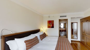 Junior Suite, 1 Queen Bed